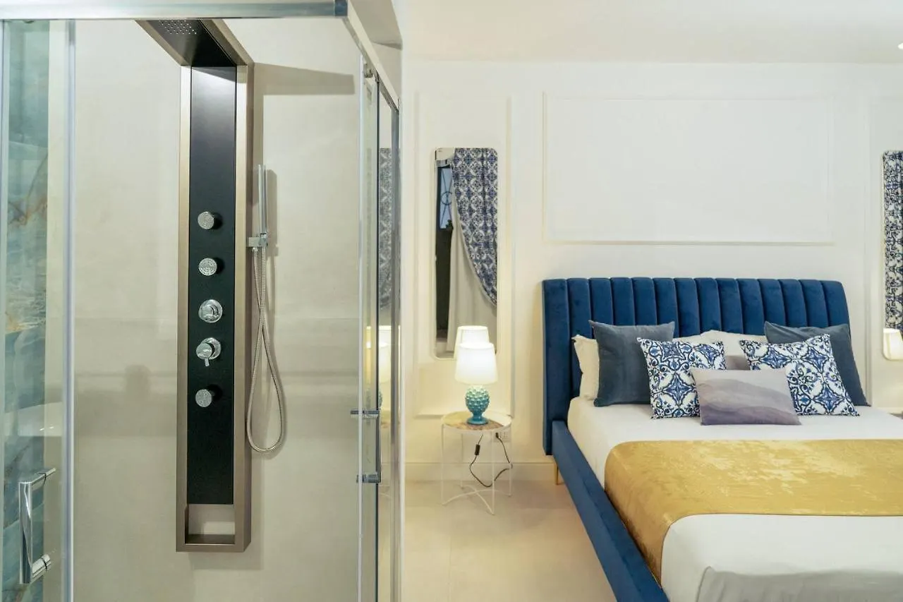 Johnny'S Suites Ταορμίνα 0*,